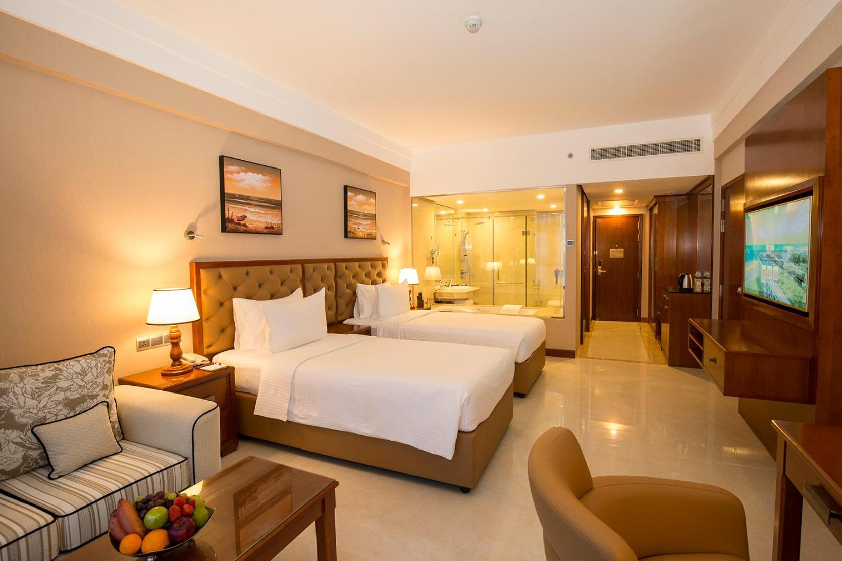 Deluxe Twin Room Complimentary City Tour & Access to Beach Lounge